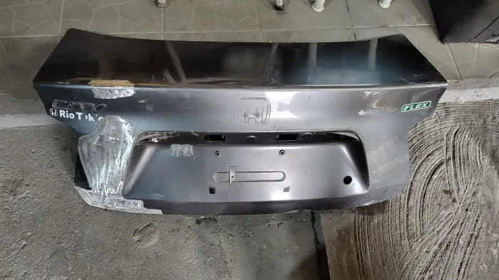 Tampa da mala do Honda City
