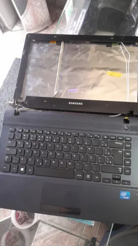 Notebook Samsung NP270E4E