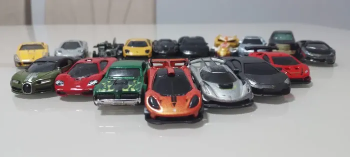 coleção de carrinhos hotwheels