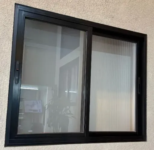 Janela em esquadria preta 2,00 x 1,00 (LxH) - linha suprema