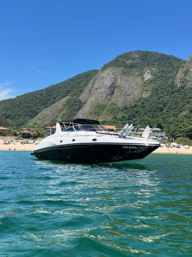 Vendo lancha coral 43 full mt bem cuidada e conservada 