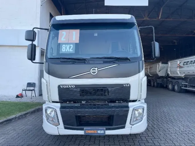Volvo Vm 330 8X2 2021 Chassis 9m Tracbel Seminovos Volvo