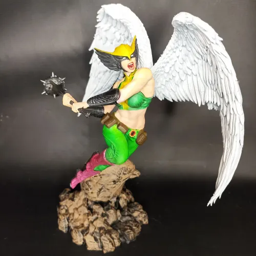 Mulher gavião 30cm
