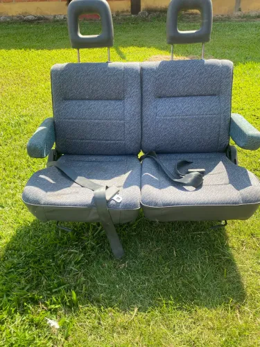 Banco meio Towner Ásia -retirar em Cotia 