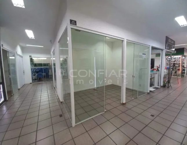 BOX COMERCIAL PARA LOCAÇÃO CENTRO DE JOINVILLE POR R$ 1200,00 +TAXAS