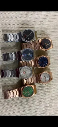 Relógio automático e quartz Tissot Prx Modelos 40mm e 36mm