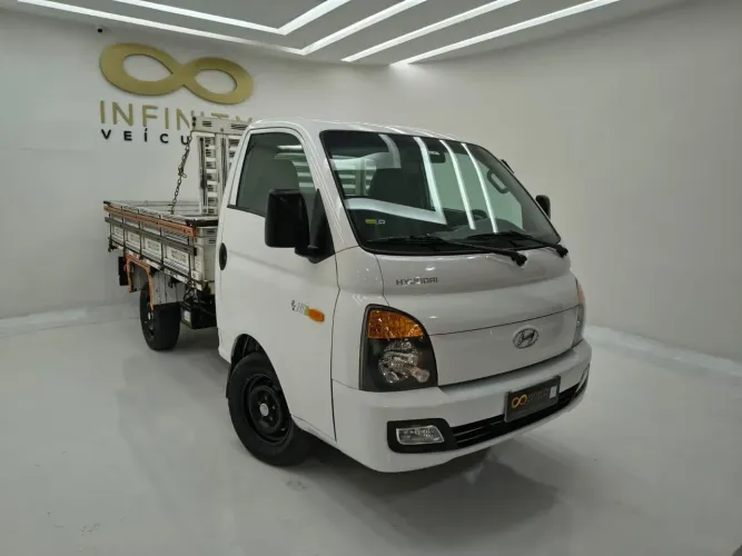 Hyundai HR 2020 2.5 TCI Diesel Manual Corroceria Aberta | Excelente oportunidade