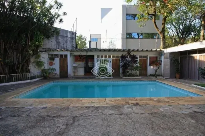 Casa à venda na Rua Alberto Faria, Alto de Pinheiros, São Paulo
