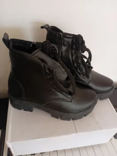 Botas Coturno Femininas - Preto