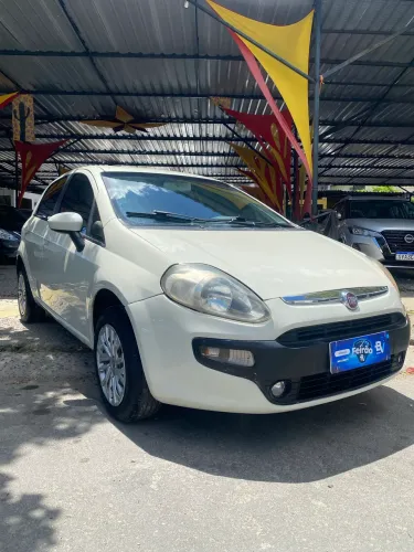 Fiat Punto Attractive Italia 1.4 F.flex 8V 5P 2015