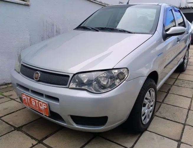 Fiat Siena Celebration 1.0 Fire Flex 8V 4P 2010