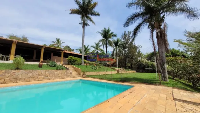 Sítio em Betim, com 42.600m².