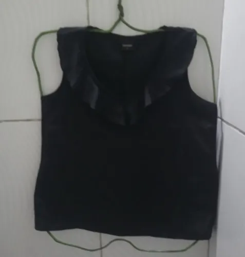 Blusa Preta de Cetim Feminino M 