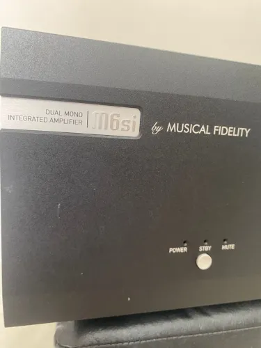 AMPLIFICADOR INTEGRADO MUSICAL FIDELITY M6si