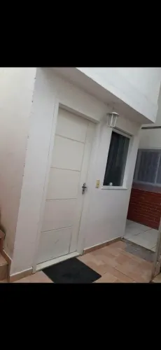 Aluga-se Excelente Kitinet Mobiliada Freguesia área nobre