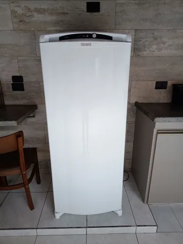 Freezer Vertical 231L NOVO