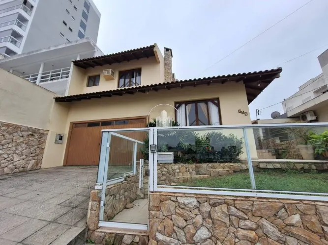 Casa com 4 quartos para Locação, Barreiros - São José