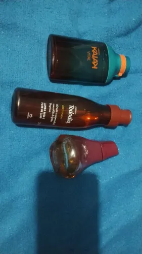 Vendo perfume Kaiak 95,Luna 180,body spray 70