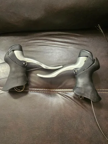 Par STI shimano 9v