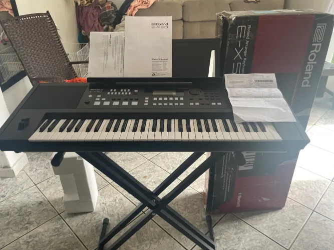 TECLADO ROLAND EX50 novo nunca usado na caixa e nota