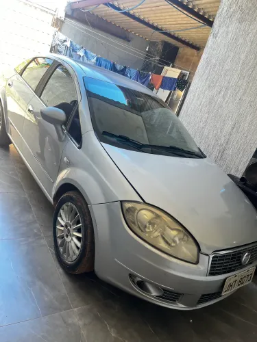 Fiat Linea Absolute 1.9/1.8 Flex Dualogic 4P 2009