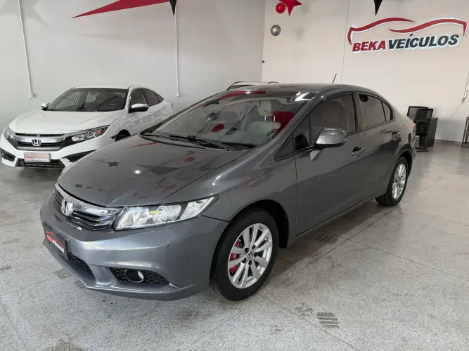 Honda Civic Sedan LXS 1.8/1.8 Flex 16V Aut. 4P 2014