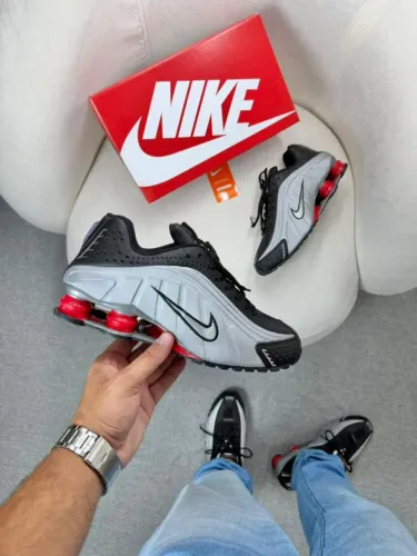 Tênis Nike Shox R4 4 Molas Masculino Cinza/Preto/Vermelho Novo