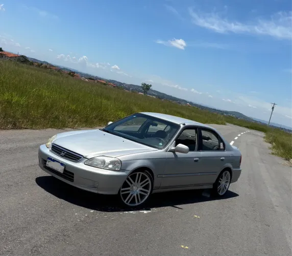 Honda Civic Sedan LX 1.6 16V Mec. 4P 2000