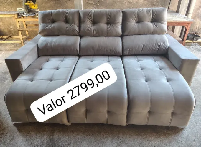 Sofá retratil e reclinável