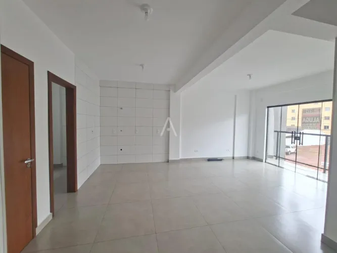 Apartamento para Locação com 3 quartos sendo 1 suíte no Bairro Santa Cruz  Cascavel/PR
