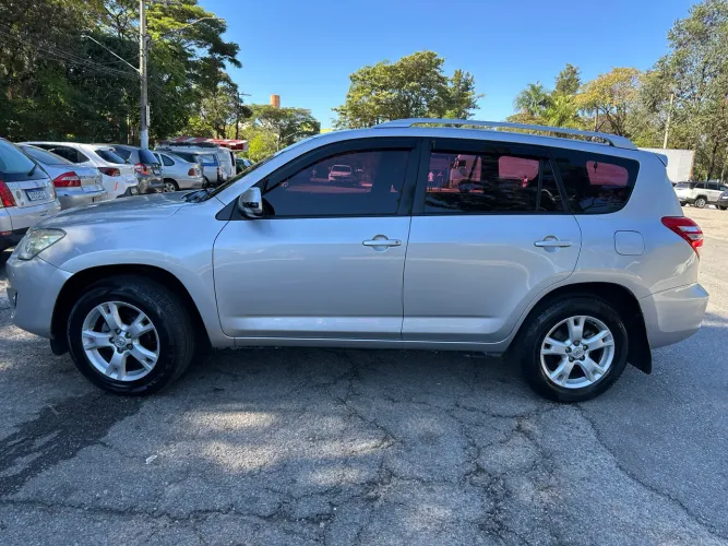 Toyota RAV4 2.4 4X4 16V 170cv Aut. 2012