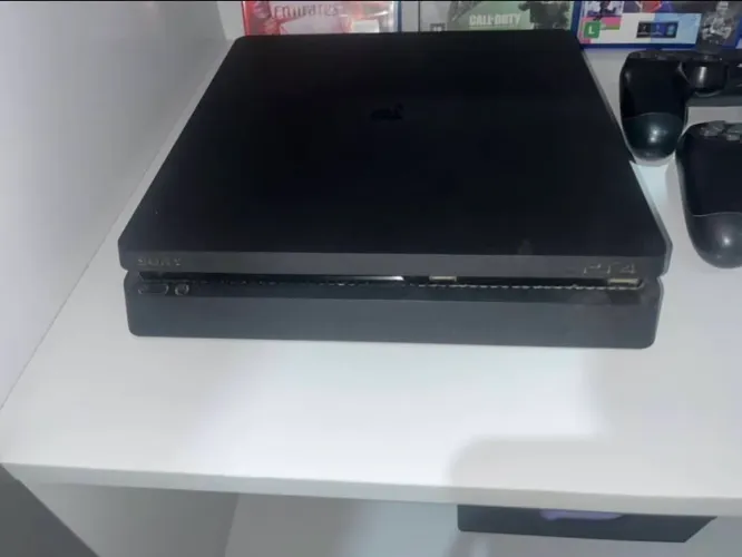 ? Venda Playstation 4 - CHAMA P SAIR LOGO