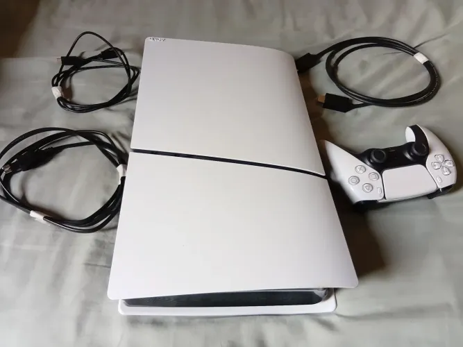 PS5 SLIM DIGITAL