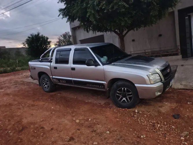 Chevrolet S10 Pick-up STD 2.8 4X4 CD TB Int.dies. 2005