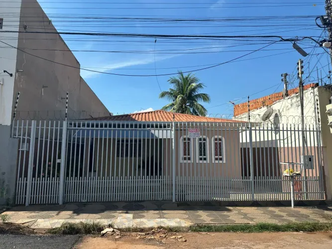 Casa para venda tem 126 metros quadrados com 2 quartos em Santa Isabel - Várzea Grande - M
