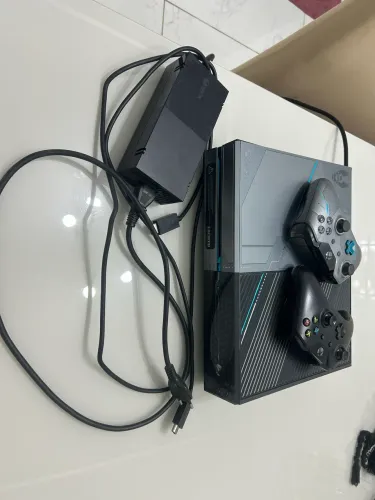 Xbox one 1tb preto