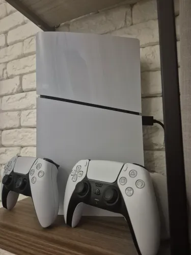 PS5 Slim Digital.