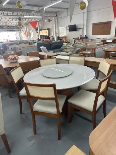 Mesa de jantar madeira