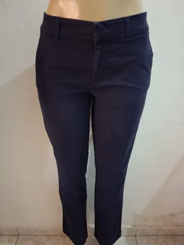 Calça feminina Gap Khakis , veste 38/40