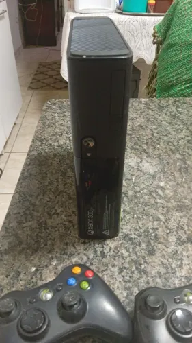 Xbox 360 FAT (Para Peças Ou Arrumar)