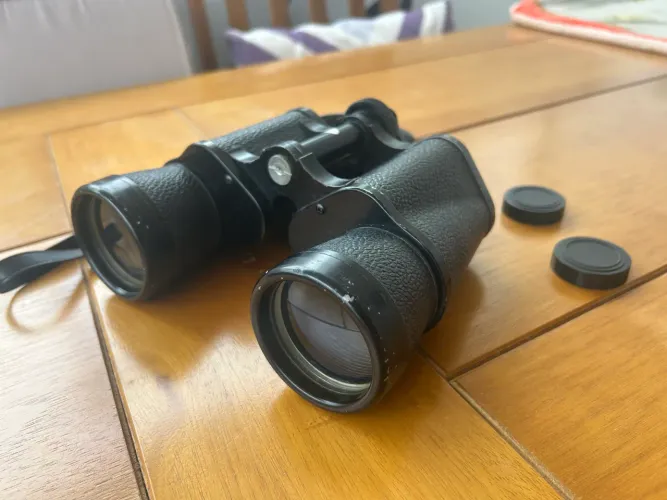 Binóculo Super Zenith 16x50 Field 3.5°