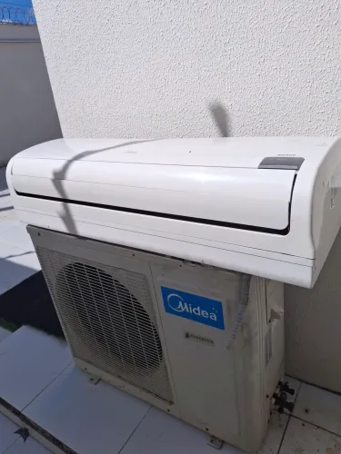 Ar condicionado de 22 mil btus, MIDEA Inverter.
