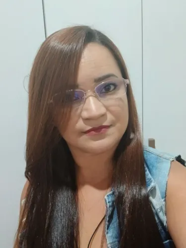 Disponível para trabalhar a noite como babá e doméstica  no horário de 16 às 22:00
