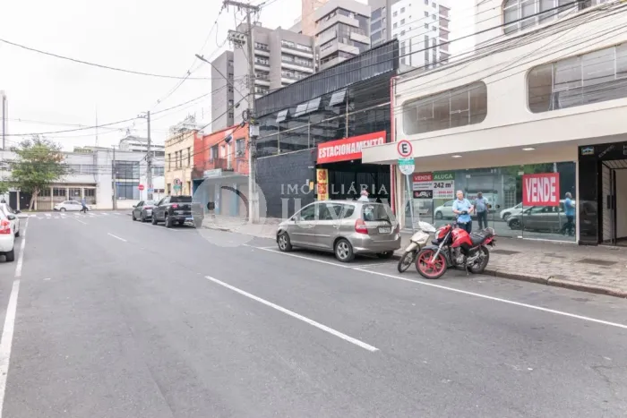 IMOBILIARIA JUVEVE ALUGA LOJA COMERCIAL CENTRO PRX TEATRO GUAIRA UFPR SHOPPING ITALIA HOSP