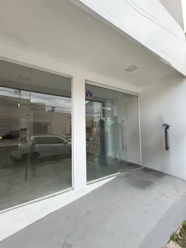 Sala comercial ampla no centro com 80m²
