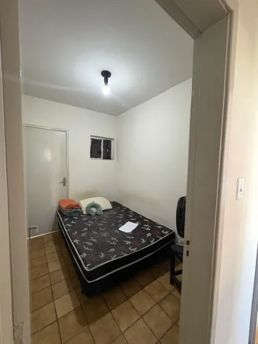 ALUGO QUARTO PARA ESTUDANTE