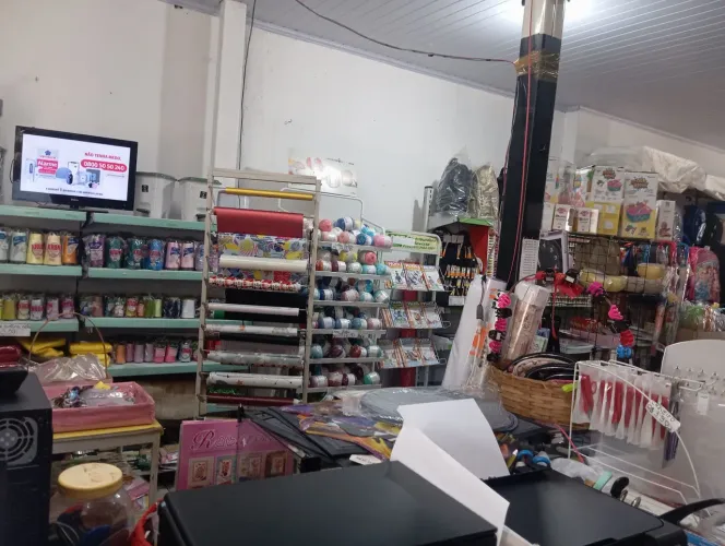 Papelaria a venda mais de 40 anos o ponto