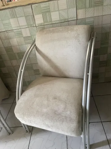 Vende-se 2 poltronas 