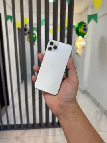 iPhone 11 pro 256 gigas branco 