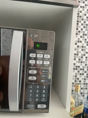 Microondas cônsul semi novo